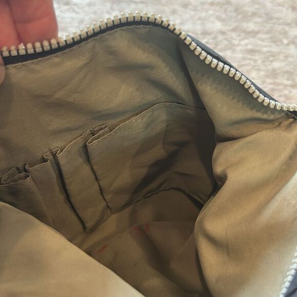 Baggallini Black Crossbody Bag - Picture 8 of 8